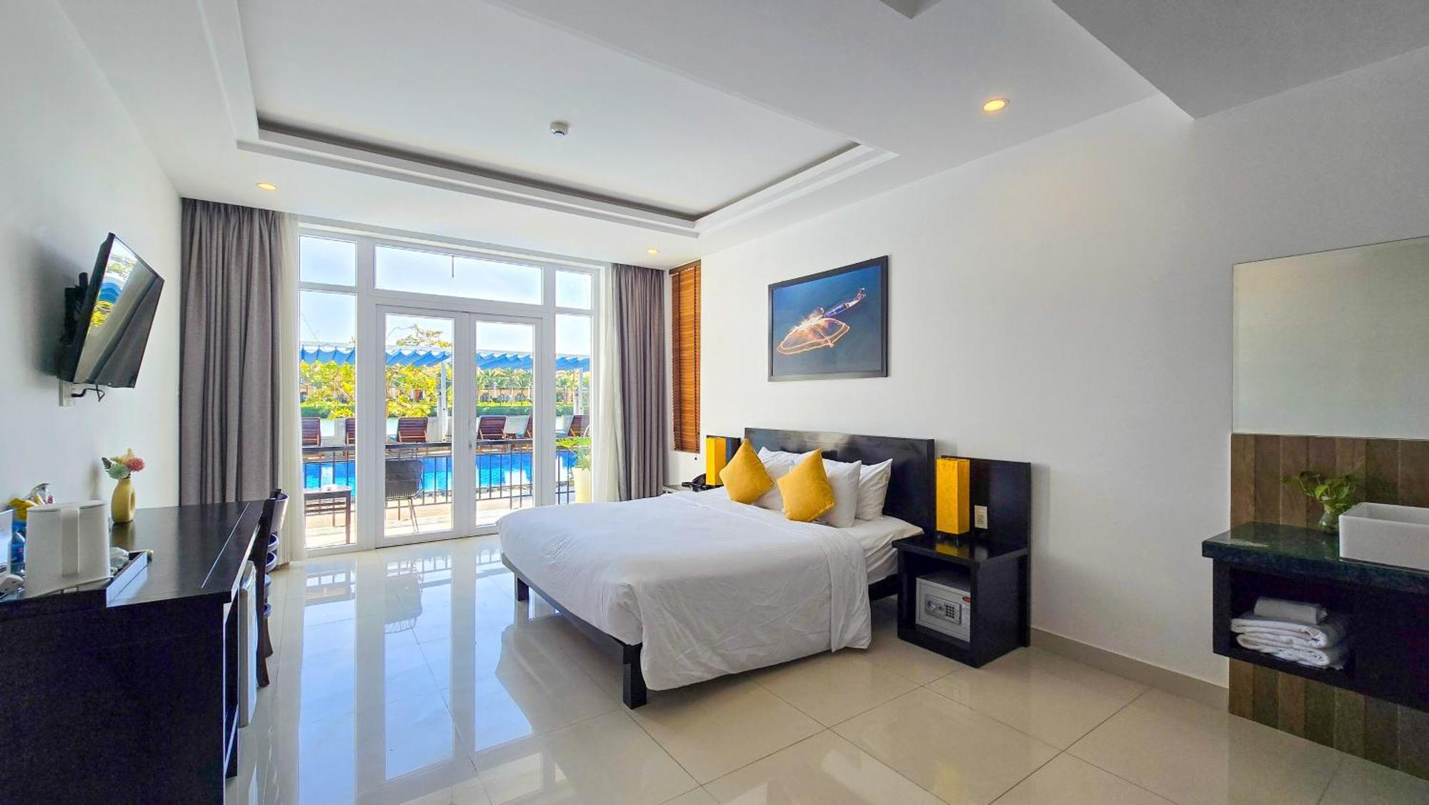 Riverside White House Boutique 3*